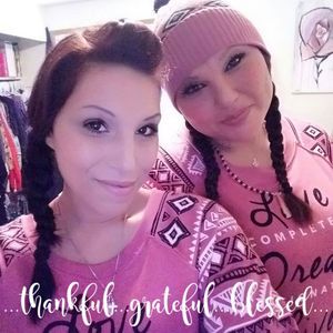 Meet your Posher, Crystal